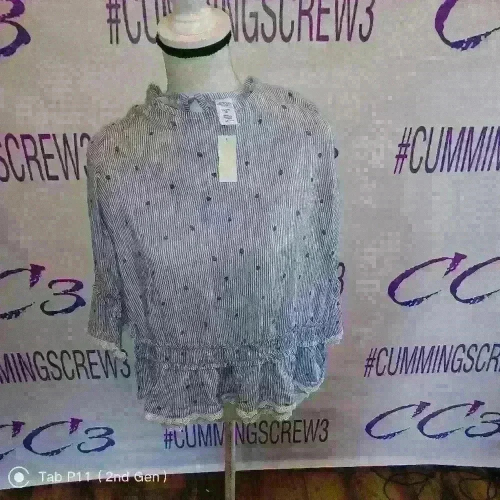 Arizona Jean company girls blueberry / strawberry size extra large 3/4 shirt nwt